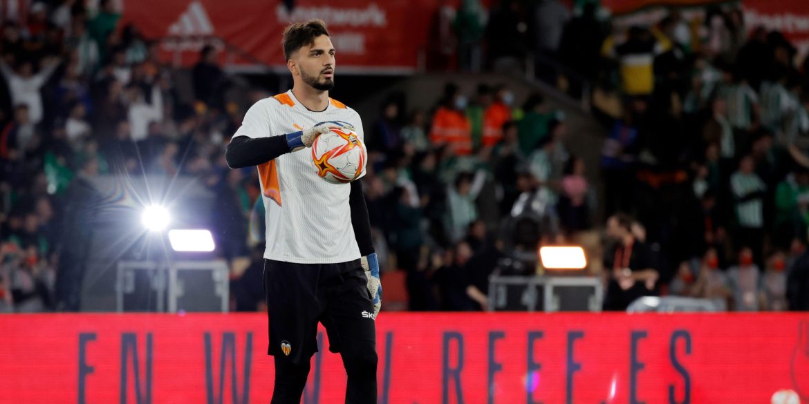 Man United Hold Meeting Over Move for £87m Goalkeeper