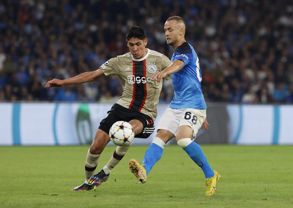 Arsenal considered Ajax’s Edson Alvarez