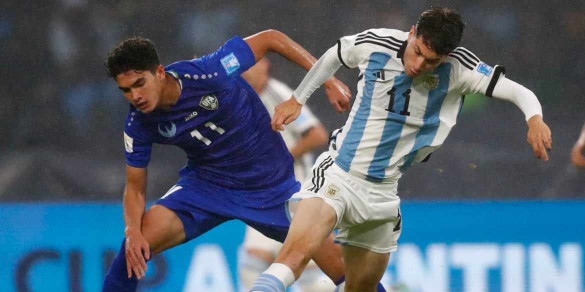 Leicester table fresh £21m bid for "fantastic" ace they’re pushing to sign